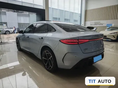 2022 AITO M5 5