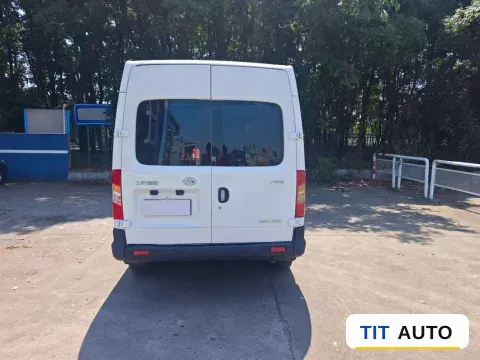 2019 MAXUS XinTu V80 3