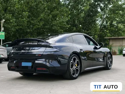 2024 MI SU7 7