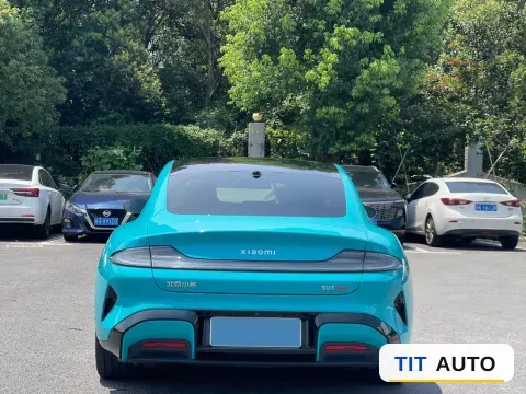 2024 MI SU7 8
