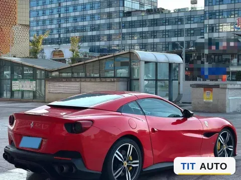 2018 Ferrari Portofino 8