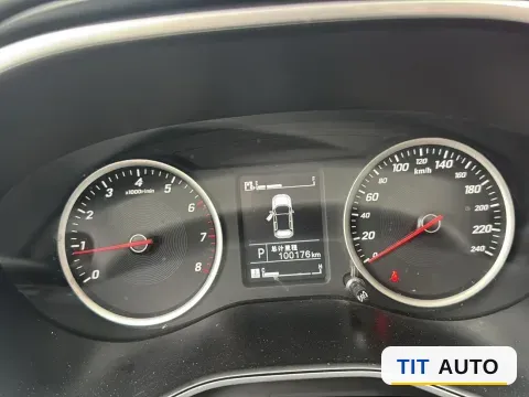 2019 BaoJun 530 5