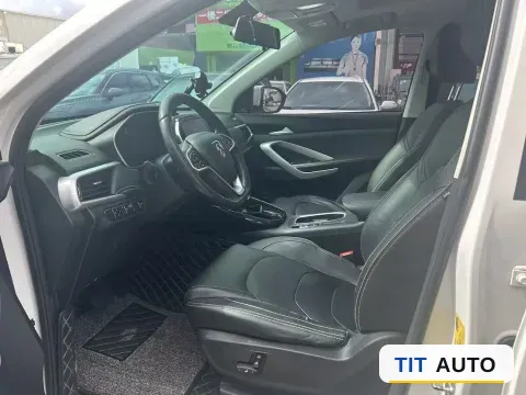 2020 BaoJun 530 5