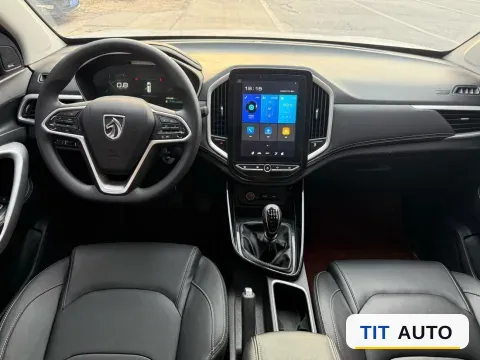 2021 BaoJun 530 6