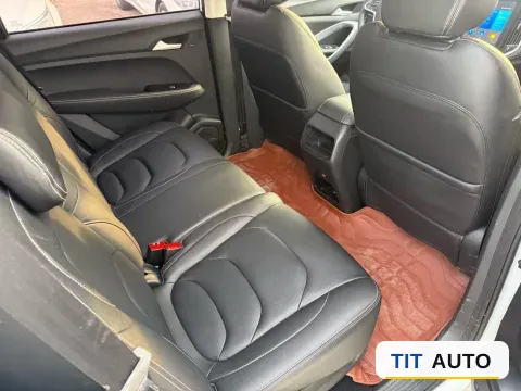 2021 BaoJun 530 8