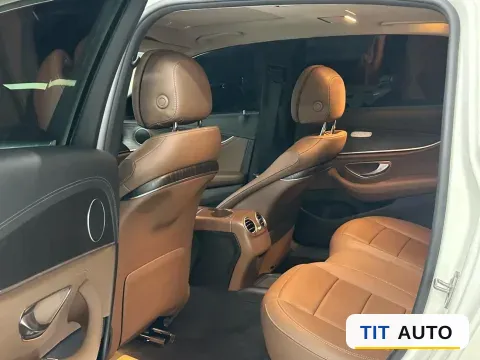 2019 Lincoln Continental 8