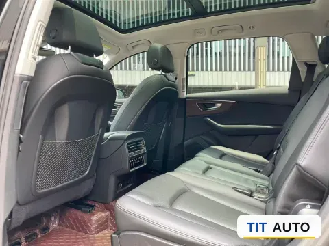 2021 Audi Q7 5