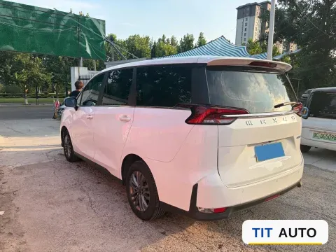2022 MAXUS G50 4