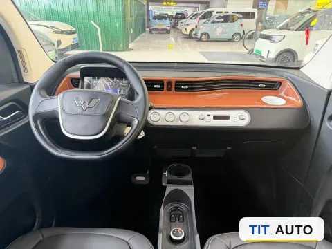 2022 WuLing HongGuang MINI EV 6
