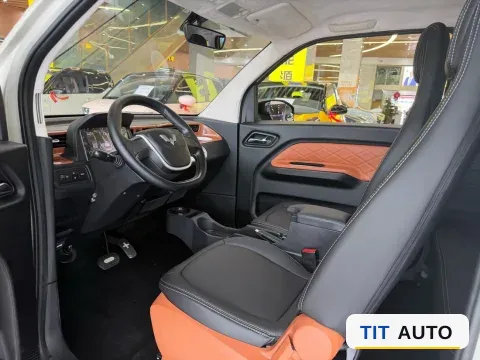 2022 WuLing HongGuang MINI EV 7