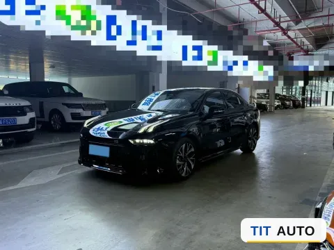 2026 LYNK&CO 03