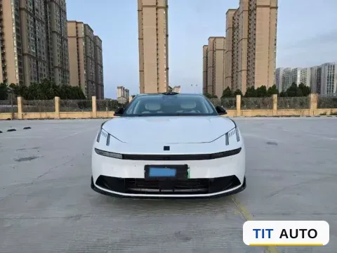 2025 LYNK&CO 10 2