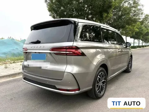 2025 Roewe iMAX8 6