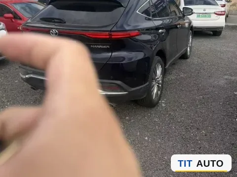 2022 Toyota Harrier 3