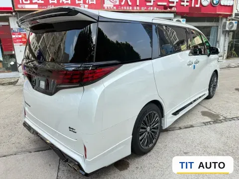 2024 Toyota Alphard 3