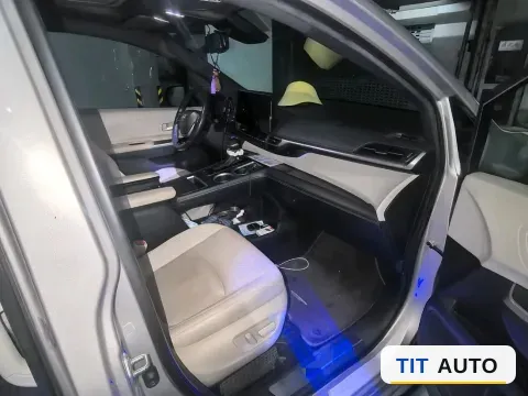 2021 Toyota Sienna 4