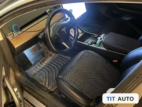 2019 Tesla Model 3 2