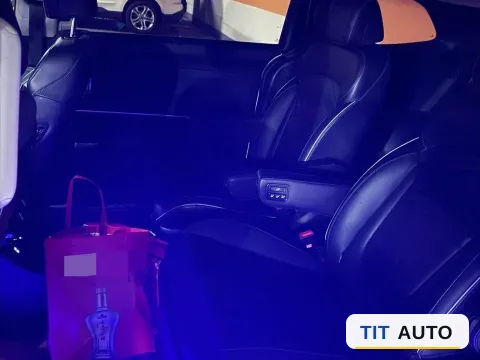 2021 Hyundai Custo 5