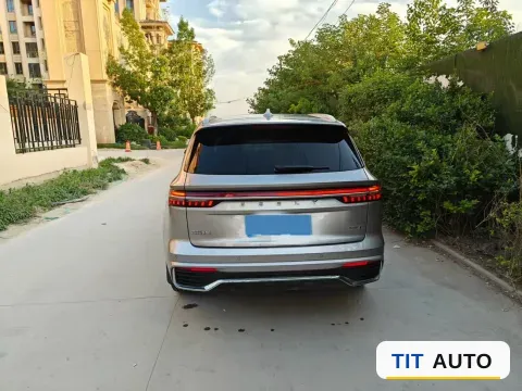 2021 Geely Monjaro 4