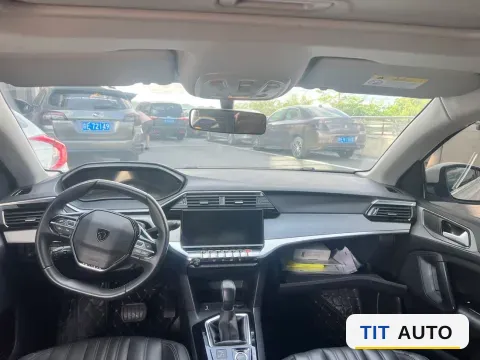 2022 Peugeot 408 3