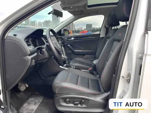 2022 Volkswagen T-Roc 6