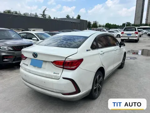2018 BeiJing Auto EU5 6