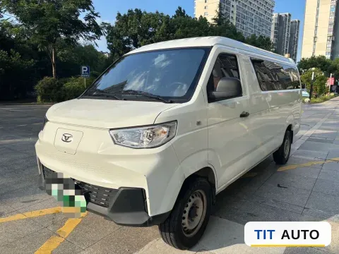 2025 KaiYi Jiangtun E7