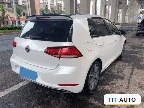 2020 Volkswagen Golf 5