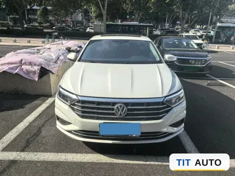 2020 Volkswagen Sagitar 2