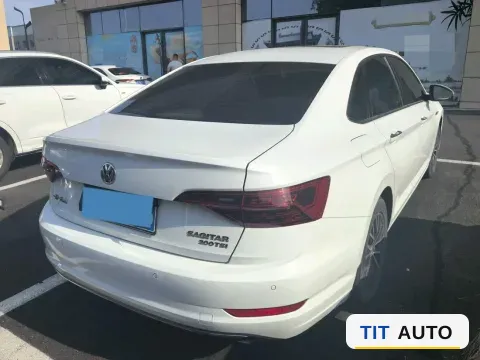 2020 Volkswagen Sagitar 8