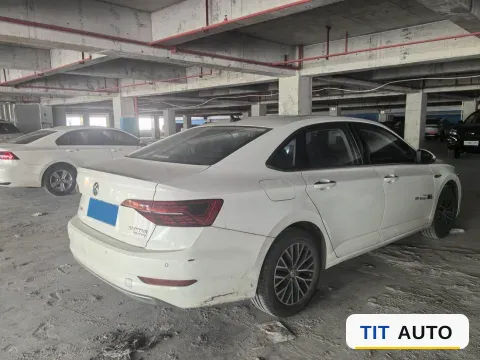 2021 Volkswagen Sagitar 4