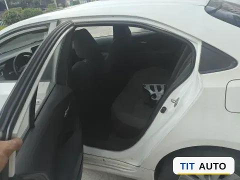 2019 Toyota Corolla 5