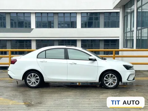 2021 BaoJun 530 5