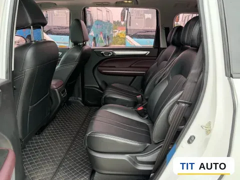 2021 GAC Trumpchi M6 4