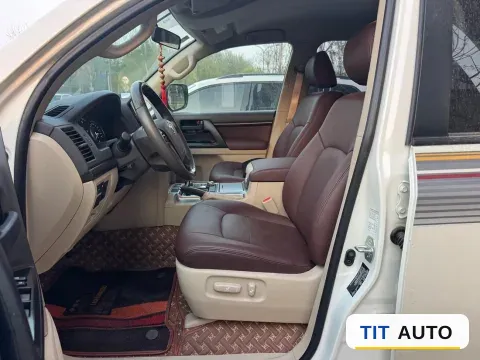 2022 Toyota Land Cruiser 4