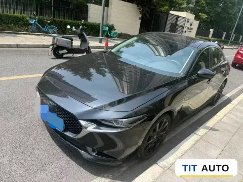 2023 Mazda 3 Axela